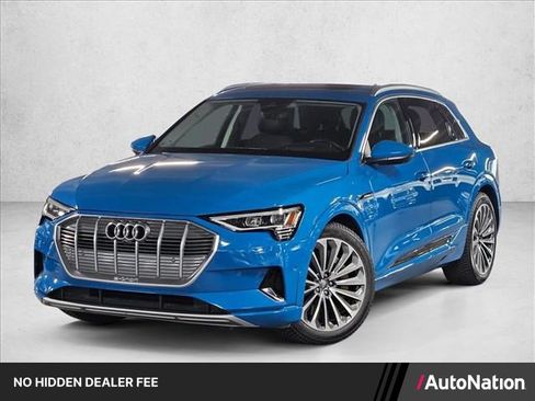 Used 2019 Audi e-tron Prestige w/ Prestige Package AWD/4WD image 1