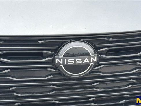 Used 2024 Nissan Altima 2.5 SV FWD image 35