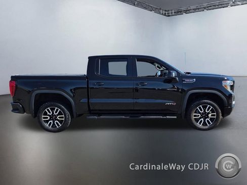 Used 2020 GMC Sierra 1500 AT4 w/ AT4 Premium Package AWD/4WD image 2