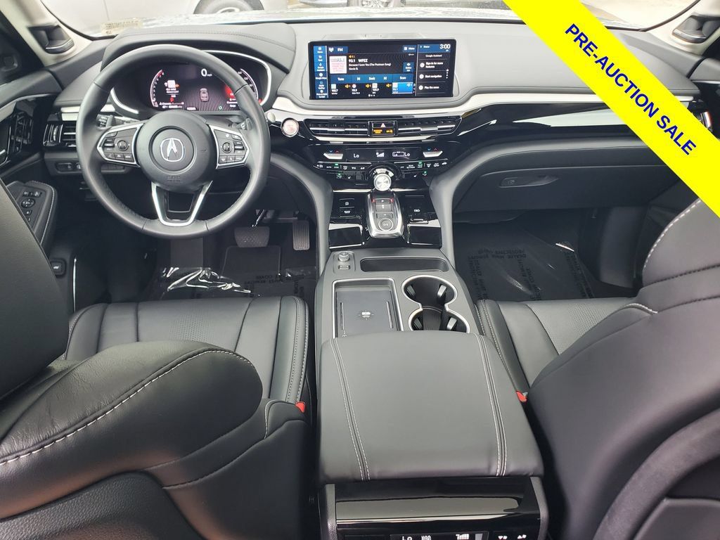 Used 2026 Acura MDX w/ Technology Package FWD image 10