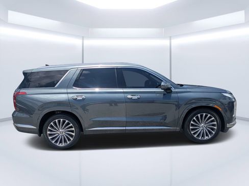 Used 2023 Hyundai Palisade Calligraphy AWD/4WD image 2