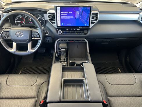 Used 2023 Toyota Tundra Limited AWD/4WD image 3