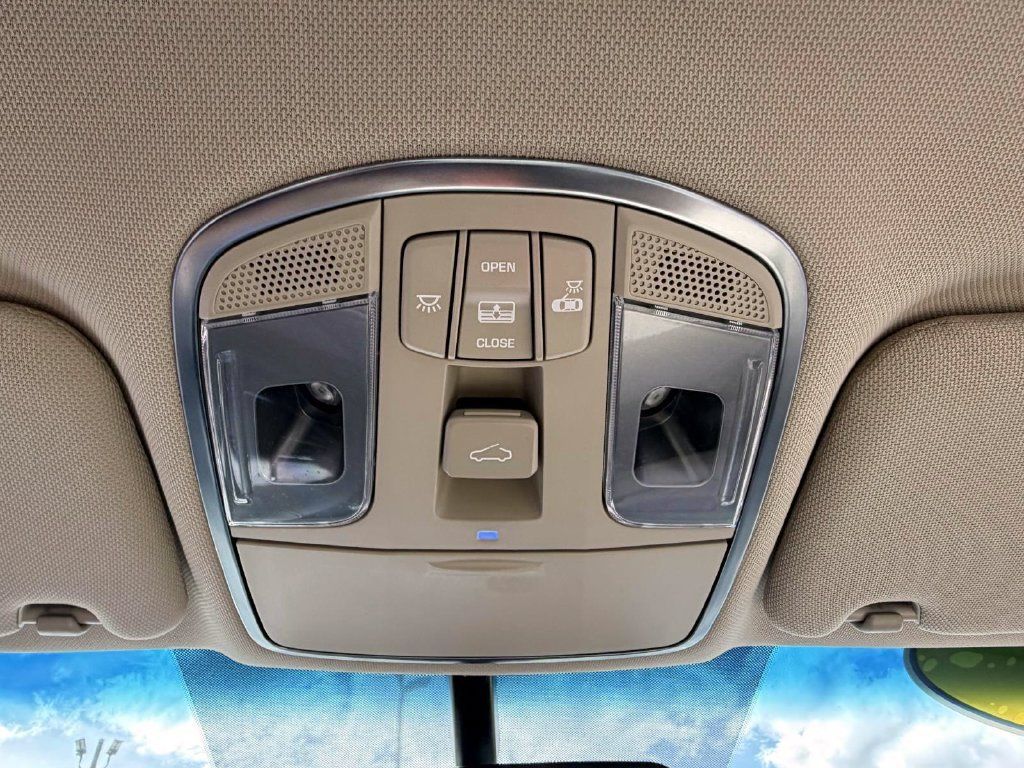 Used 2015 Hyundai Sonata Limited w/ Option Group 05 FWD image 29