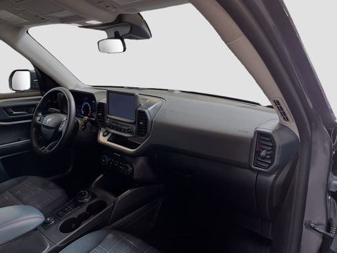 Used 2024 Ford Bronco Sport Heritage w/ Heritage Convenience Package image 28