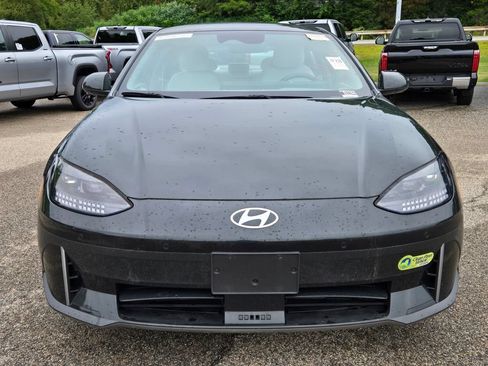 Used 2023 Hyundai Ioniq 6 SEL AWD/4WD image 9