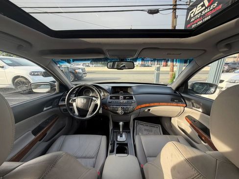 Used 2011 Honda Accord EX-L image 14