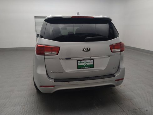Used 2018 Kia Sedona LX w/ LX Essentials Premium Package FWD image 6