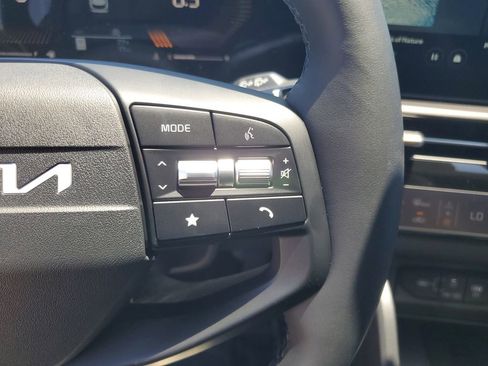 New 2026 Kia Sportage EX FWD image 12