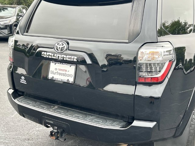Used 2022 Toyota 4Runner SR5 Premium w/ Moonroof Package AWD/4WD image 11