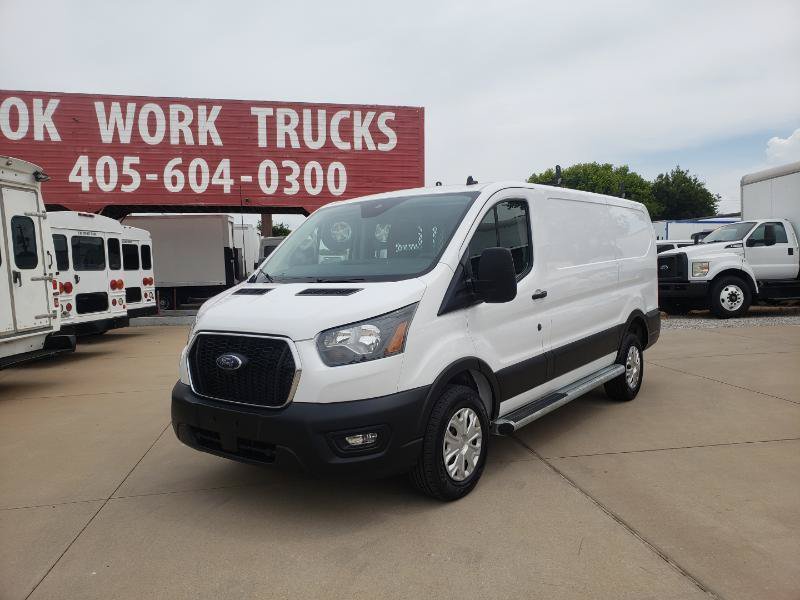 Used 2023 Ford Transit 250 Low Roof w/ Exterior Upgrade Package RWD image 3