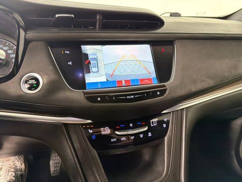 Used 2018 Cadillac XT5 Platinum w/ Driver Assist Package AWD/4WD image 19
