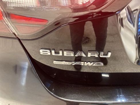 Used 2022 Subaru Legacy Limited image 8