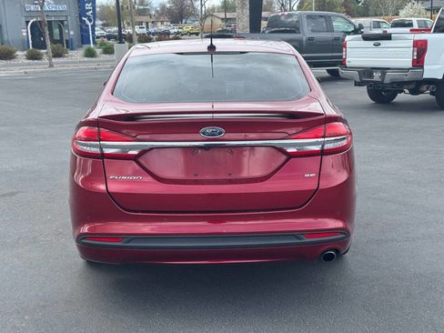 Used 2017 Ford Fusion SE w/ Equipment Group 201A image 6