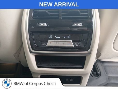 Used 2020 BMW X7 xDrive40i w/ Premium Package AWD/4WD image 15