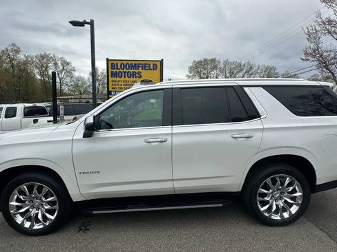 Used 2021 Chevrolet Tahoe Premier w/ Premium Package image 8