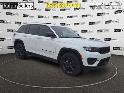 Used 2024 Jeep Grand Cherokee Altitude