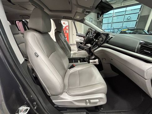 Used 2018 Honda Odyssey Elite image 49