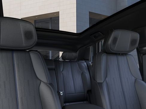 New 2026 Cadillac Lyriq Premium Luxury w/ LPO, Floor Liner Package RWD image 24