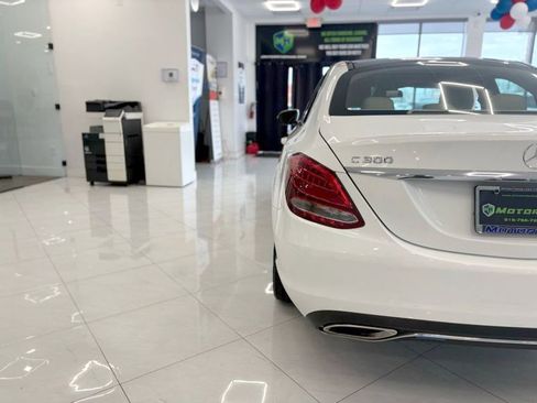 Used 2016 Mercedes-Benz C 300 4MATIC image 13
