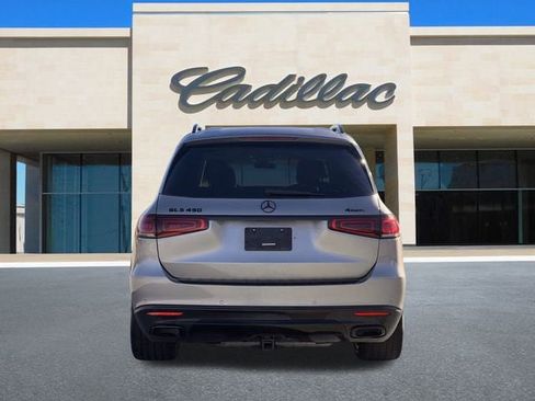 Used 2020 Mercedes-Benz GLS 450 4MATIC image 4
