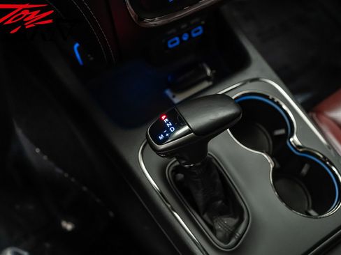 Used 2018 Dodge Durango SRT w/ SRT Interior Appearance Group image 41