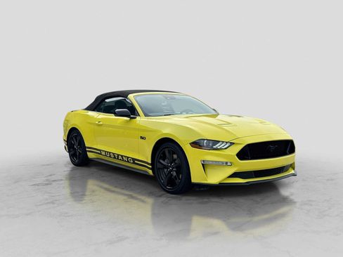 Used 2021 Ford Mustang GT Premium RWD image 8