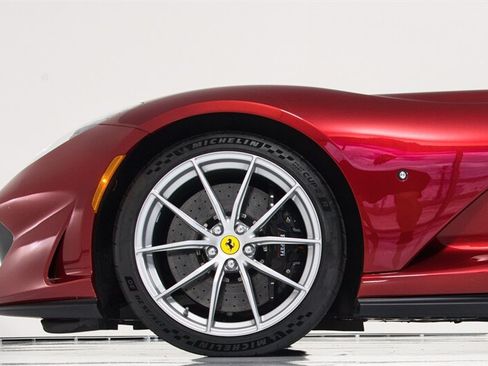 Used 2021 Ferrari 812 GTS RWD image 7