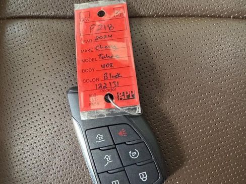 Used 2024 Chevrolet Tahoe High Country AWD/4WD image 34
