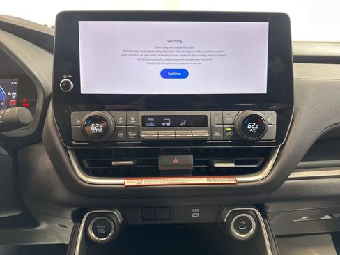 Used 2026 Toyota Grand Highlander XLE image 31