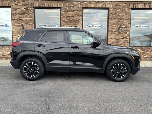 Used 2023 Chevrolet TrailBlazer LT AWD/4WD image 6