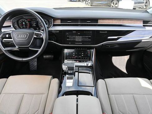 Used 2022 Audi A8 L 3.0T AWD/4WD image 5