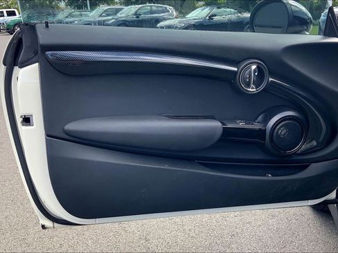 Used 2018 MINI Cooper S image 21
