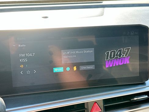 Used 2024 Kia Sorento S image 19