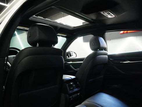 Used 2019 BMW X6 sDrive35i RWD image 19