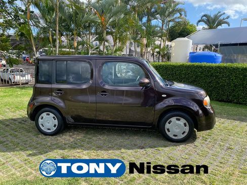 Used 2012 Nissan Cube 1.8 S w/ Interior Designer Pkg FWD image 8