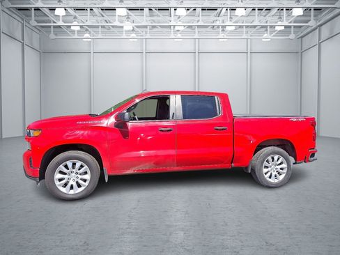 Used 2022 Chevrolet Silverado 1500 Custom image 2