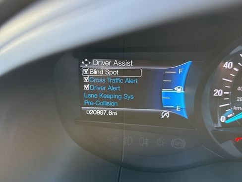 Used 2024 Ford Edge SEL w/ Convenience Package image 22