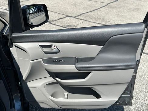 Used 2013 Honda Odyssey EX-L image 24