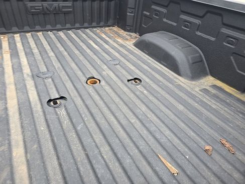 Used 2025 GMC Sierra 3500 Denali image 5