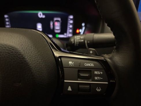 Used 2024 Honda Accord Touring image 18