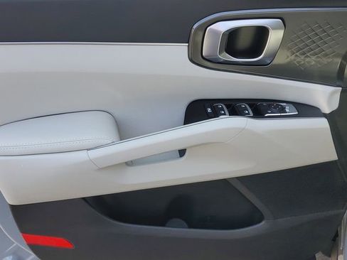 New 2026 Kia Sorento S FWD image 21
