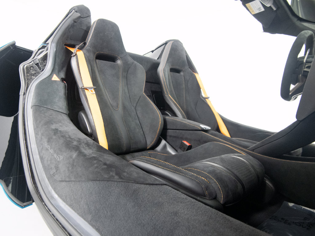 Used 2024 McLaren 750S Spider RWD image 36