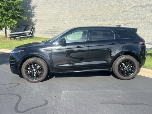 Certified 2024 Land Rover Range Rover Evoque Dynamic SE AWD/4WD image 4