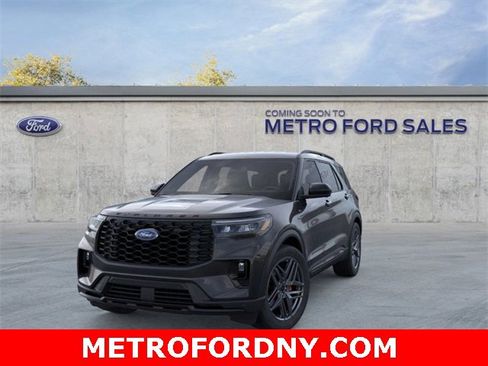 New 2026 Ford Explorer ST-Line w/ ST-Line Street Pack image 3