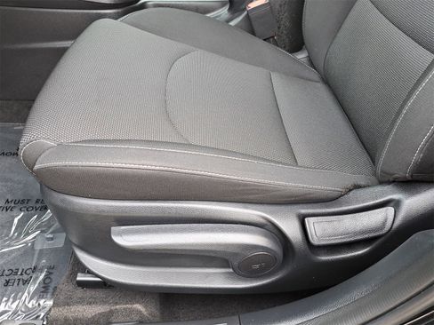 Used 2024 Kia Forte LXS image 28