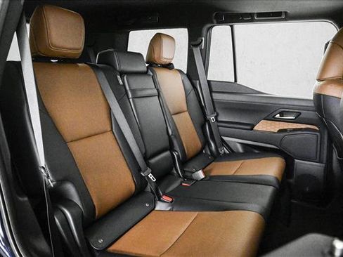 Used 2025 Lexus GX 550 w/ Accessory Package (2T) image 20