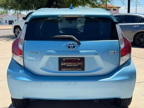 Used 2016 Toyota Prius C One FWD image 7