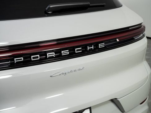 New 2026 Porsche Cayenne AWD/4WD image 38