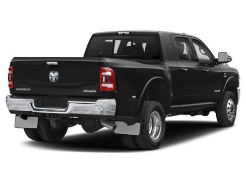 Used 2022 RAM 3500 Limited AWD/4WD image 2