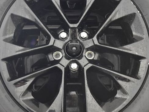 Used 2025 Jeep Wrangler Unlimited Sahara AWD/4WD image 39